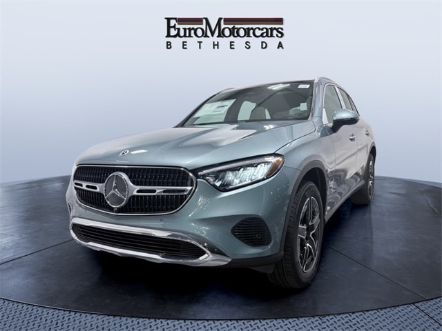 2026 Mercedes-Benz GLC Base's photo