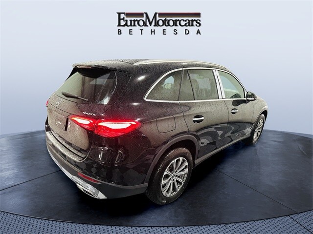 2026 Mercedes Benz GLC 300 4MATIC photo 3