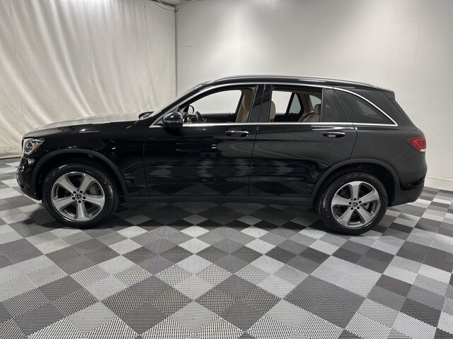 2022 Mercedes Benz GLC 300 4MATIC photo 4