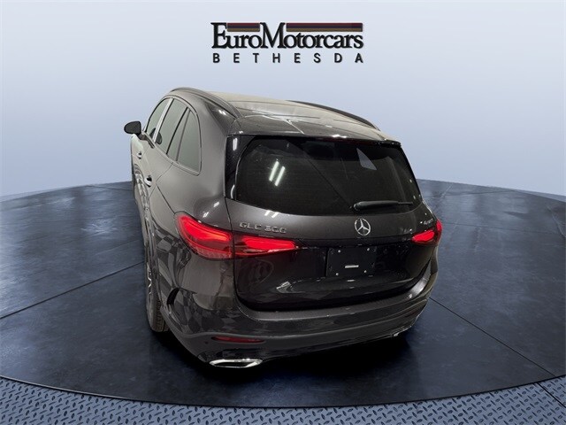 2026 Mercedes Benz GLC 300 4MATIC photo 2