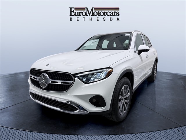2026 Mercedes-Benz GLC Base's photo