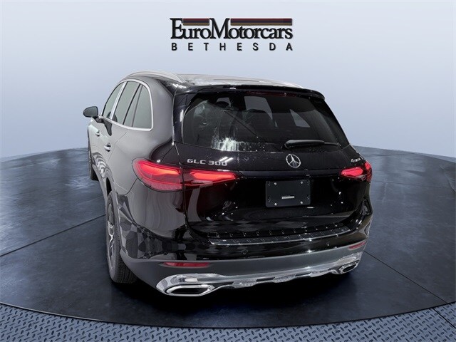 2026 Mercedes Benz GLC 300 4MATIC photo 2