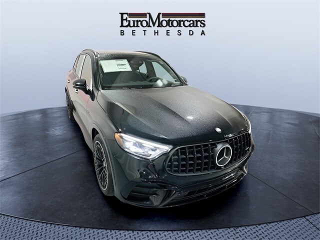 2024 Mercedes Benz GLC 43 AMG photo 3