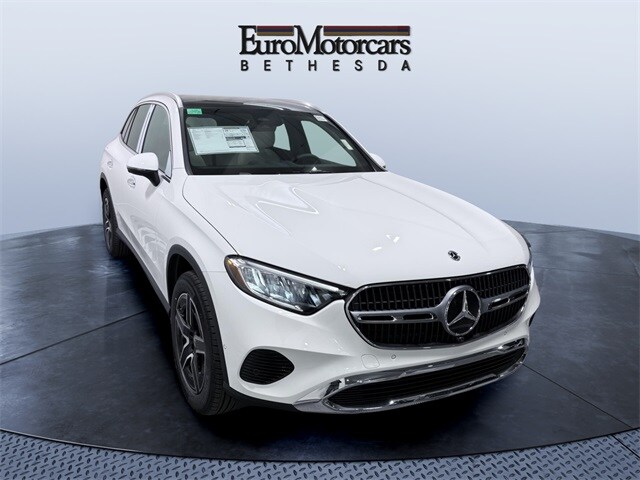 2026 Mercedes Benz GLC 300 4MATIC photo 4