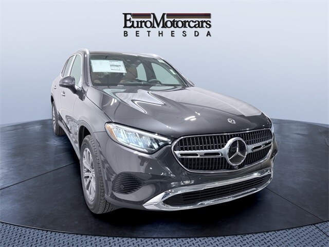 2026 Mercedes Benz GLC 300 4MATIC photo 4