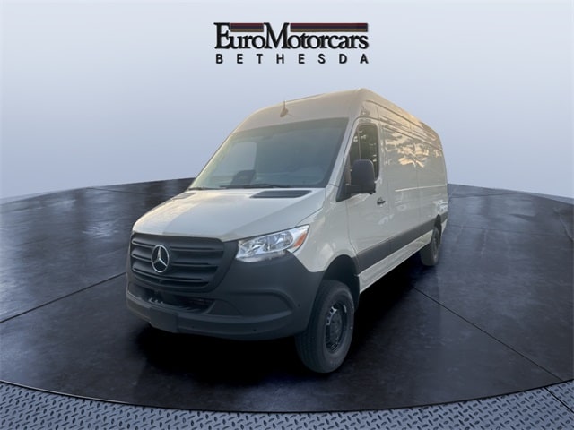 2025 Mercedes-Benz Sprinter Cargo Van Base's photo