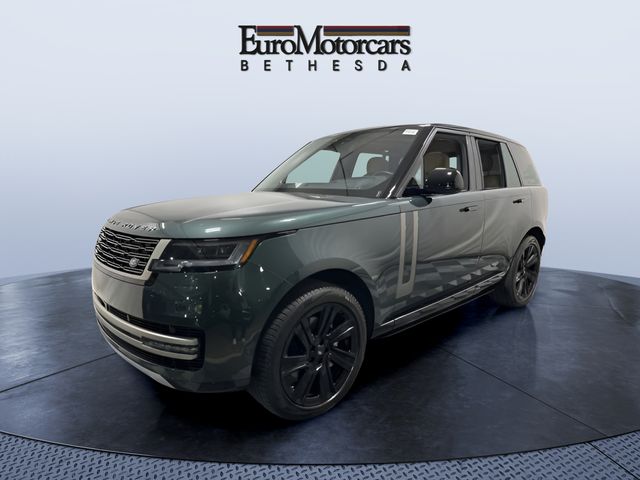2023 Land Rover Range Rover 3.0 SE SWB's photo