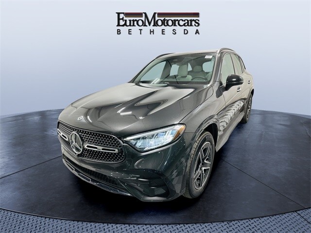 2026 Mercedes-Benz GLC Base's photo