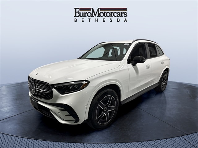 2025 Mercedes-Benz GLC Base's photo