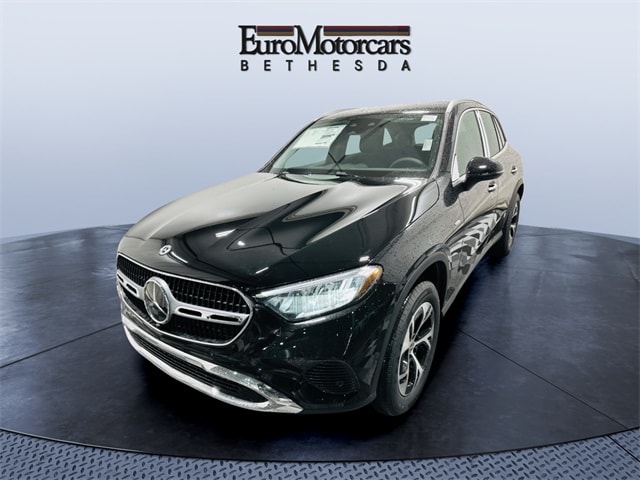 2026 Mercedes-Benz GLC Base's photo