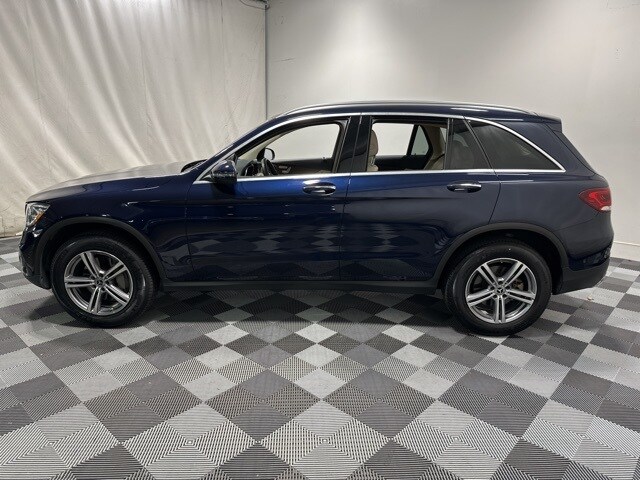 2021 Mercedes Benz GLC 300 photo 4