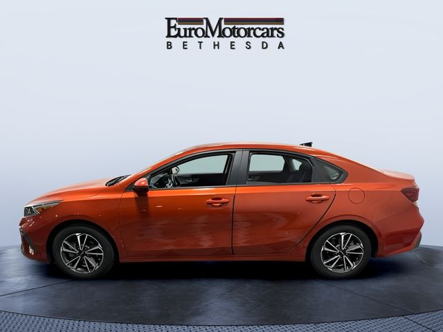 Used 2023 Kia Forte LXS with VIN 3KPF24AD8PE596862 for sale in Bethesda, MD