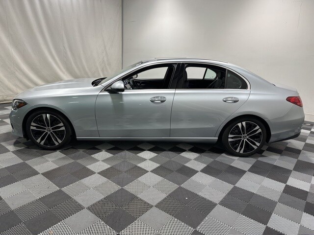 2022 Mercedes Benz C 300 Sedan photo 4