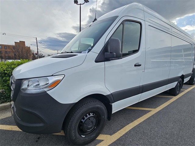 2025 Mercedes-Benz Sprinter Cargo Van