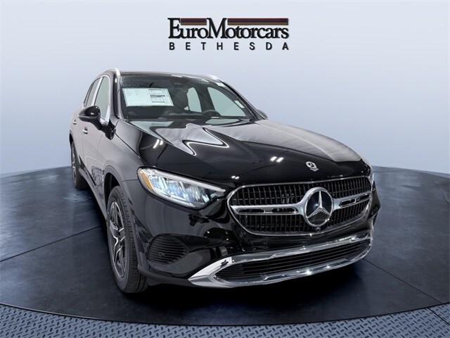 2026 Mercedes Benz GLC 300 4MATIC photo 4