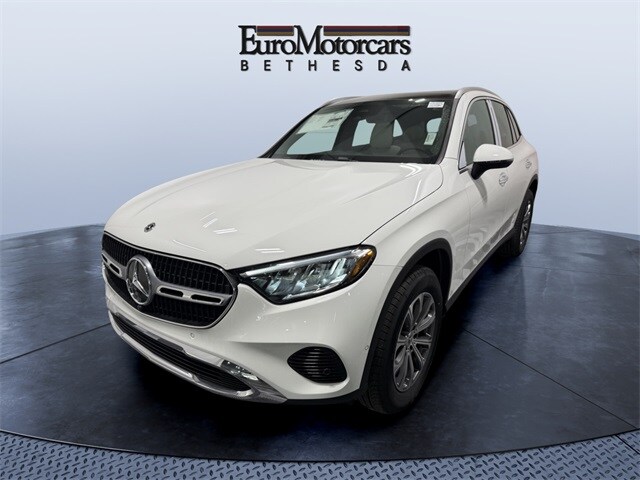 2026 Mercedes-Benz GLC Base's photo