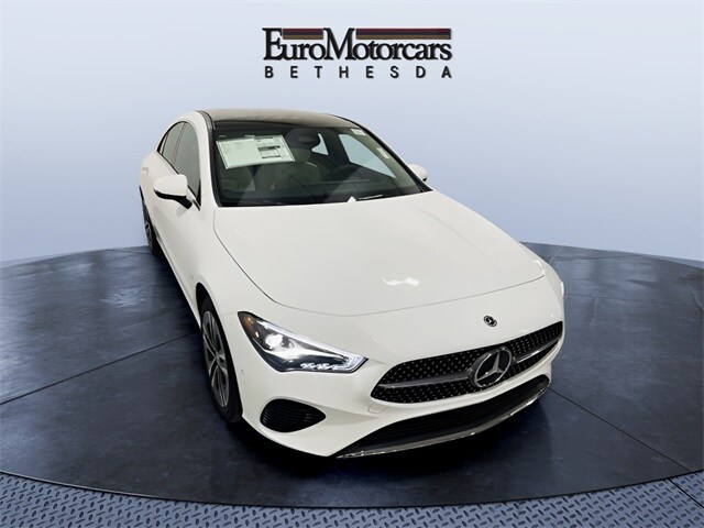 2025 Mercedes Benz CLA 250 4MATIC photo 4