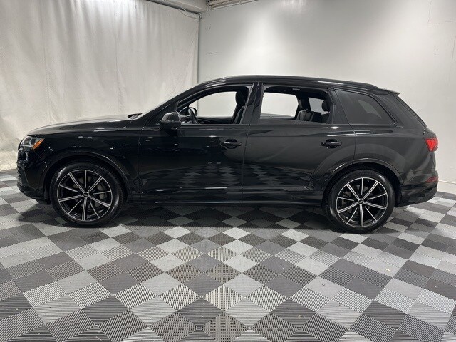 2023 Audi Q7 55 Prestige photo 3