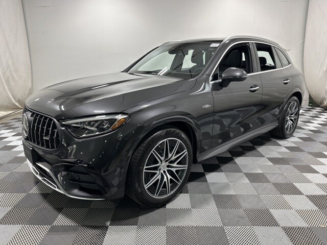 2026 Mercedes Benz GLC 43 AMG photo 2