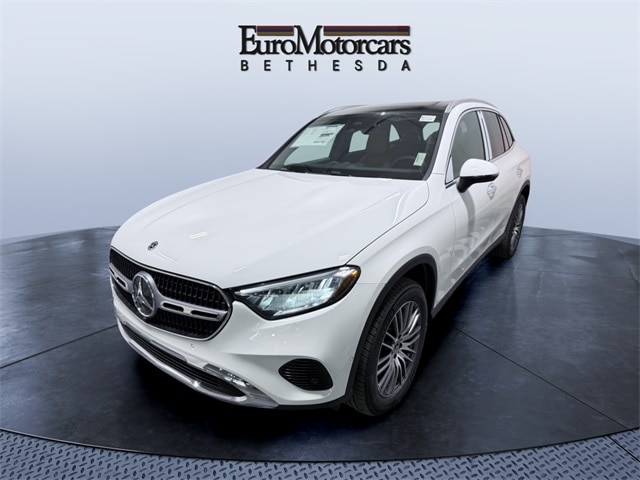2026 Mercedes-Benz GLC Base's photo