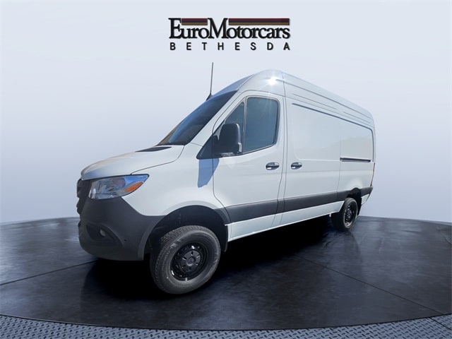 2026 Mercedes-Benz Sprinter Cargo Van Base's photo