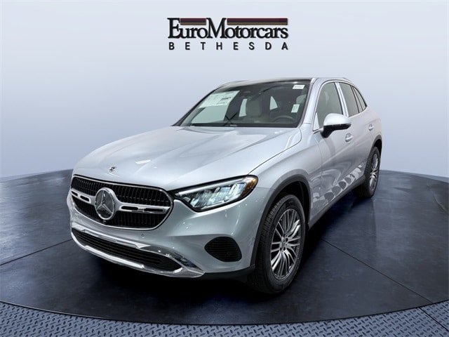 2026 Mercedes-Benz GLC Base's photo