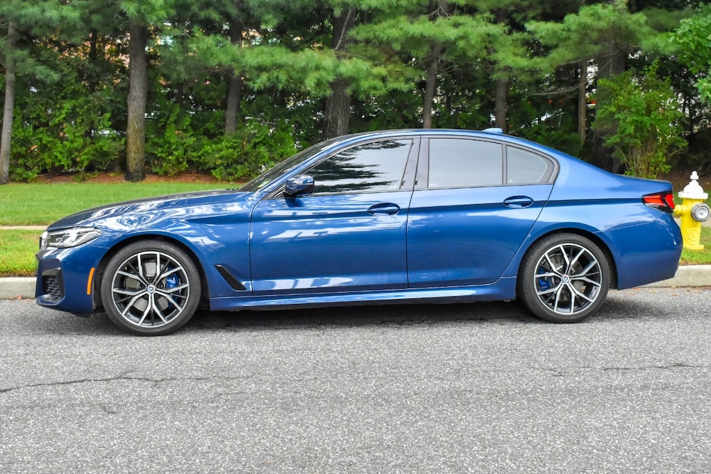 Used 2021 BMW 530i xDrive Sedan
