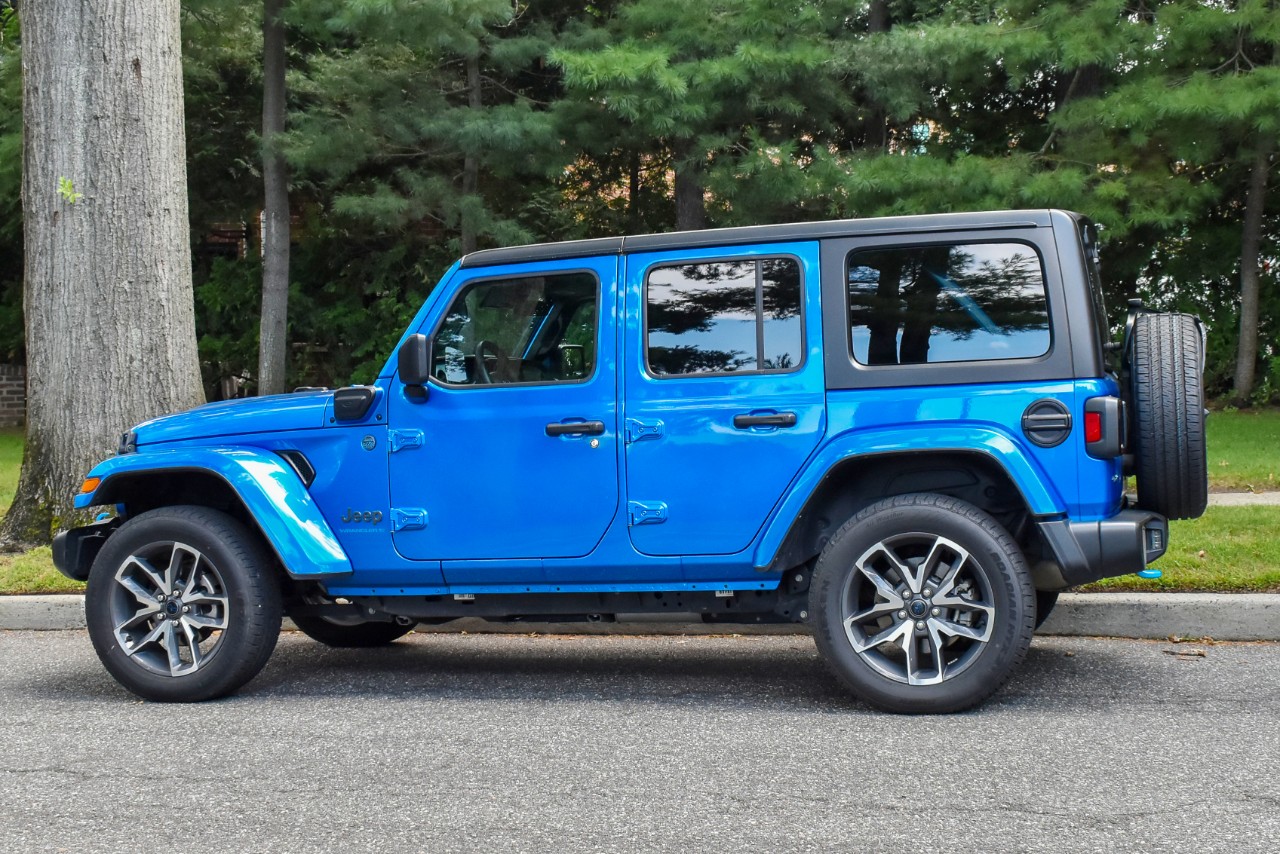 Used 0 Jeep Wrangler 4xe Sport SUV