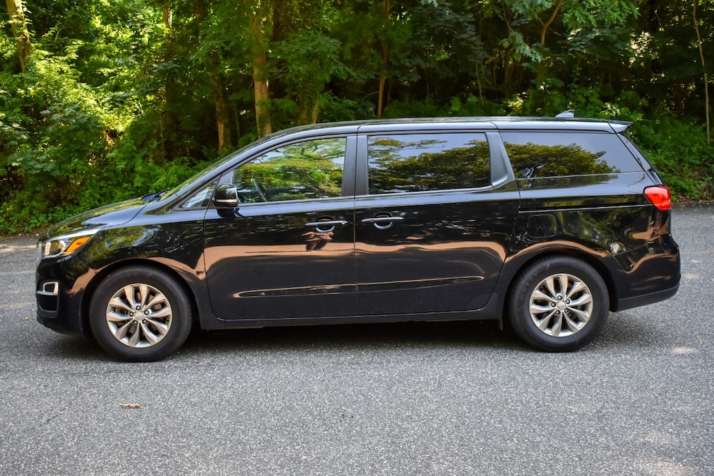 Used 2021 Kia Sedona EX Van Passenger Van