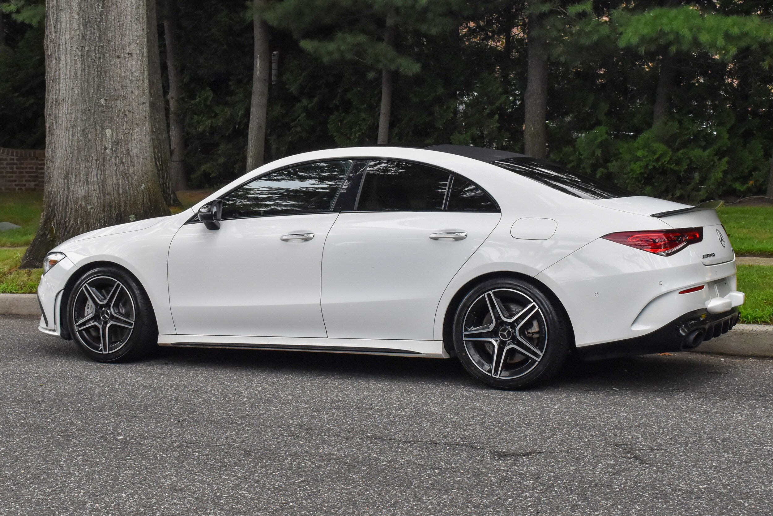 2023 Mercedes Benz CLA AMG 35 photo 3