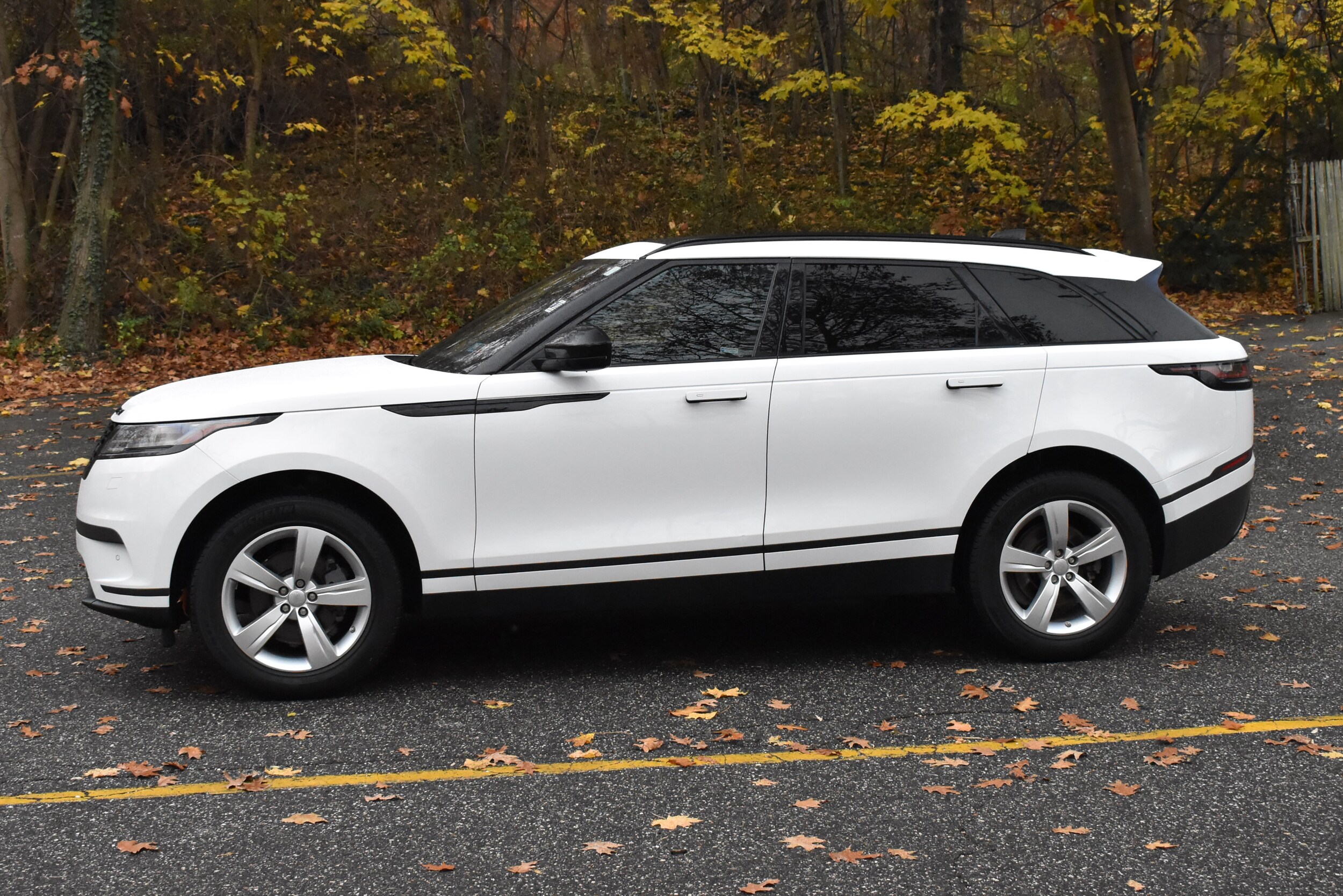 2019 Land Rover Range Rover Velar P250 S photo 3