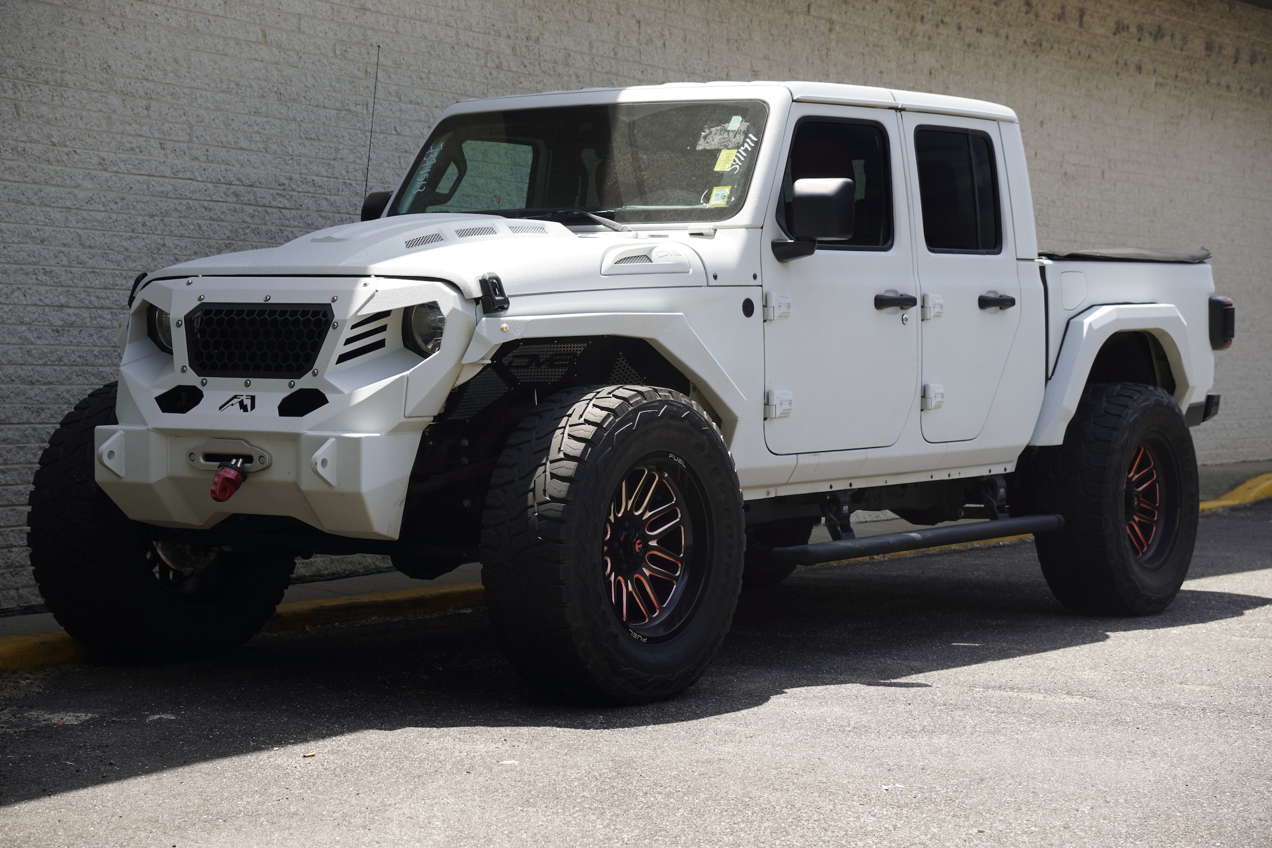 2020 Jeep Gladiator Sport S's photo