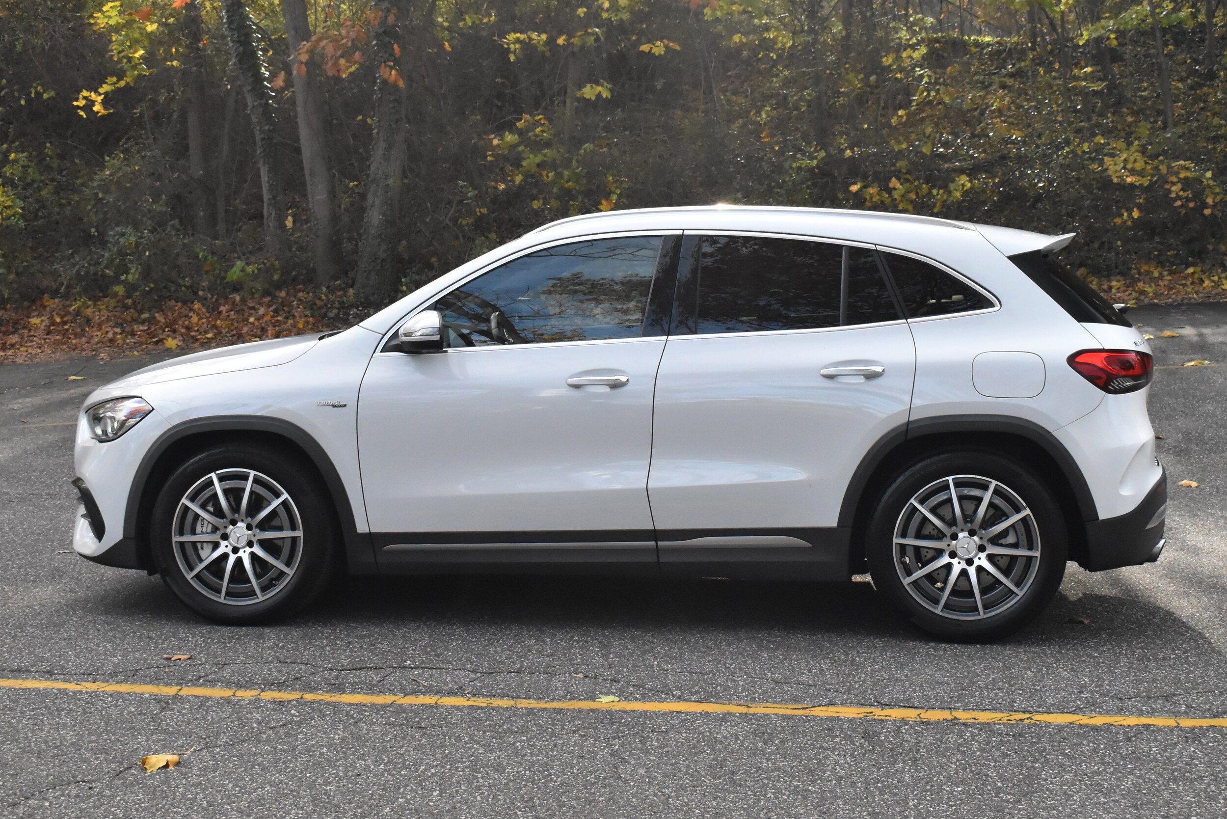 2021 Mercedes Benz GLA AMG 35 4MATIC photo 4