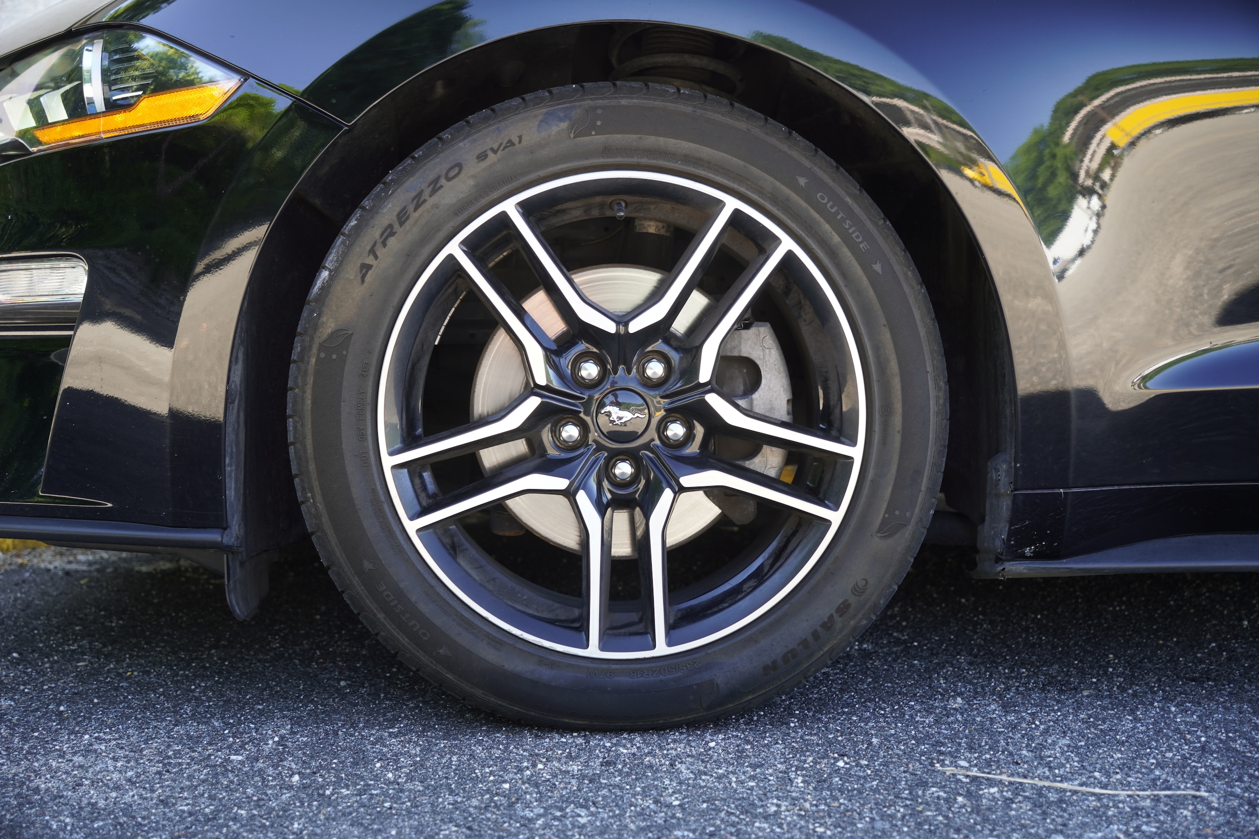 2023 Ford Mustang EcoBoost Premium - Photo 18