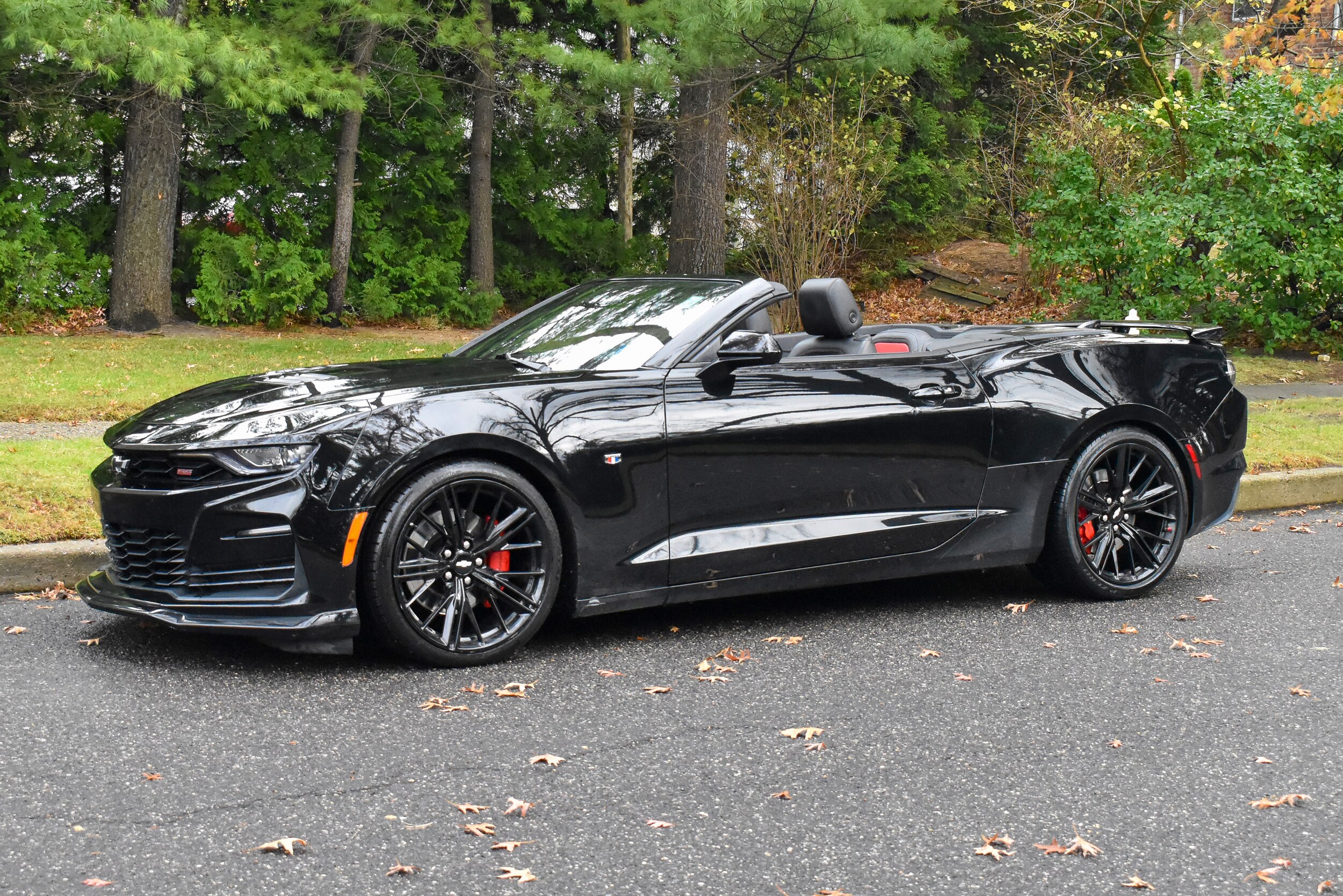 2020 Chevrolet Camaro 2SS photo 2