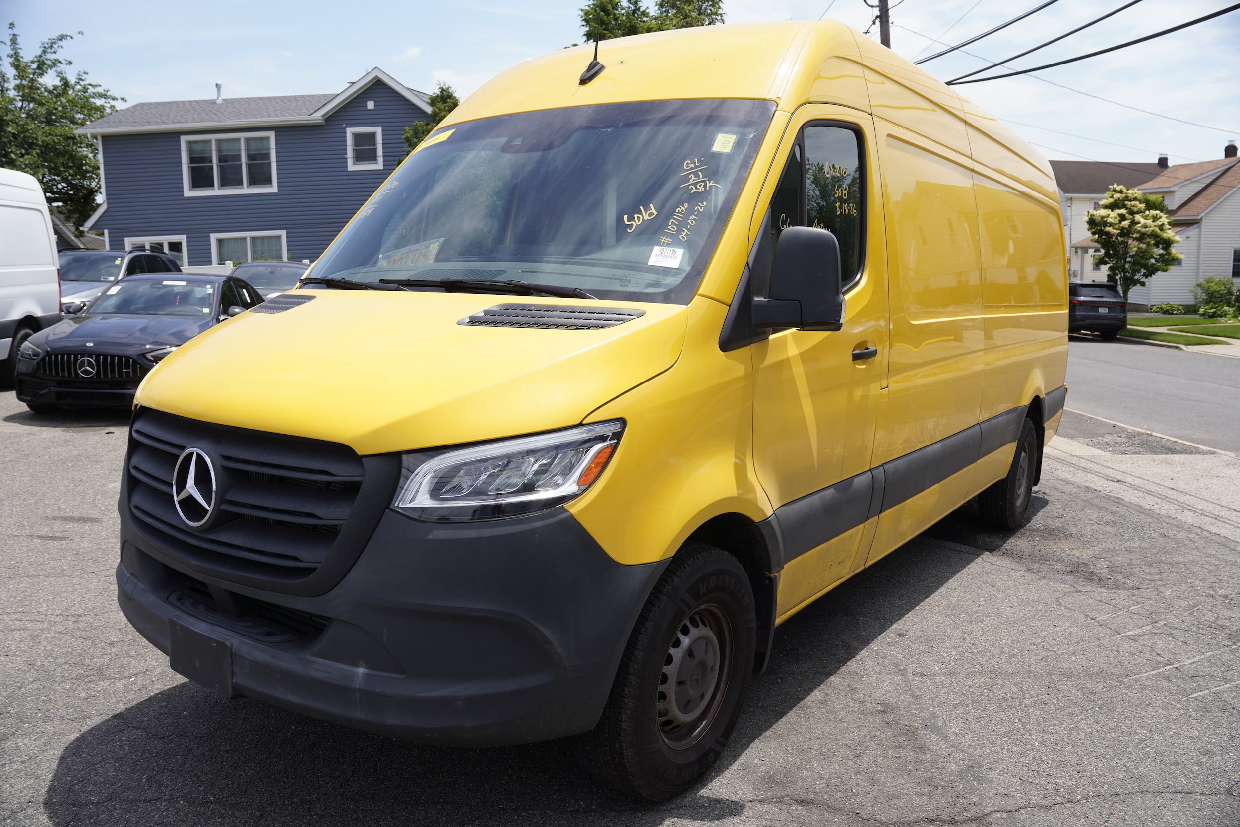 2021 Mercedes-Benz Sprinter 2500 Gas 170 WB High Roof's photo