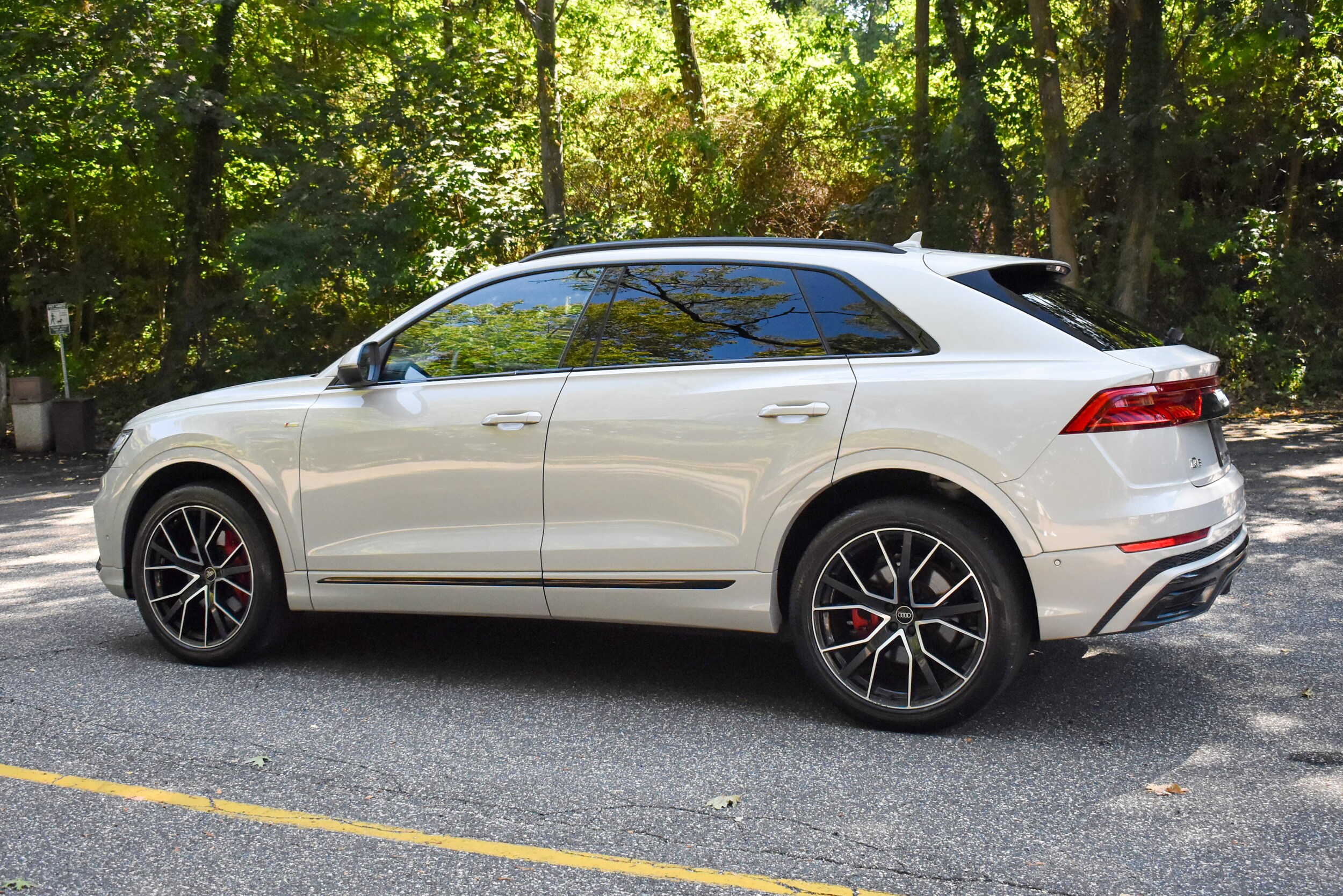 2021 Audi Q8 55 Premium Plus photo 4