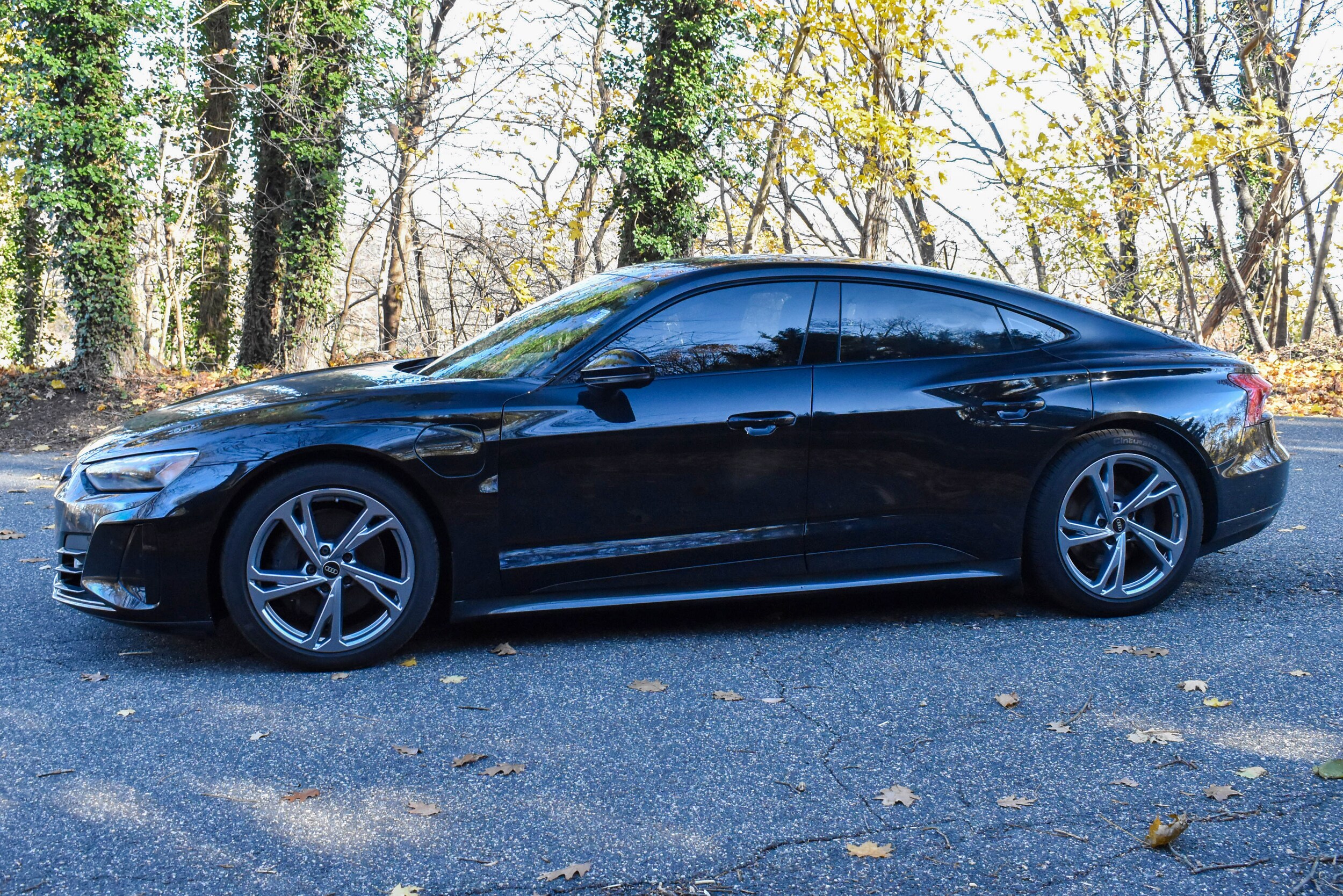 2023 Audi e-tron GT Premium Plus photo 3