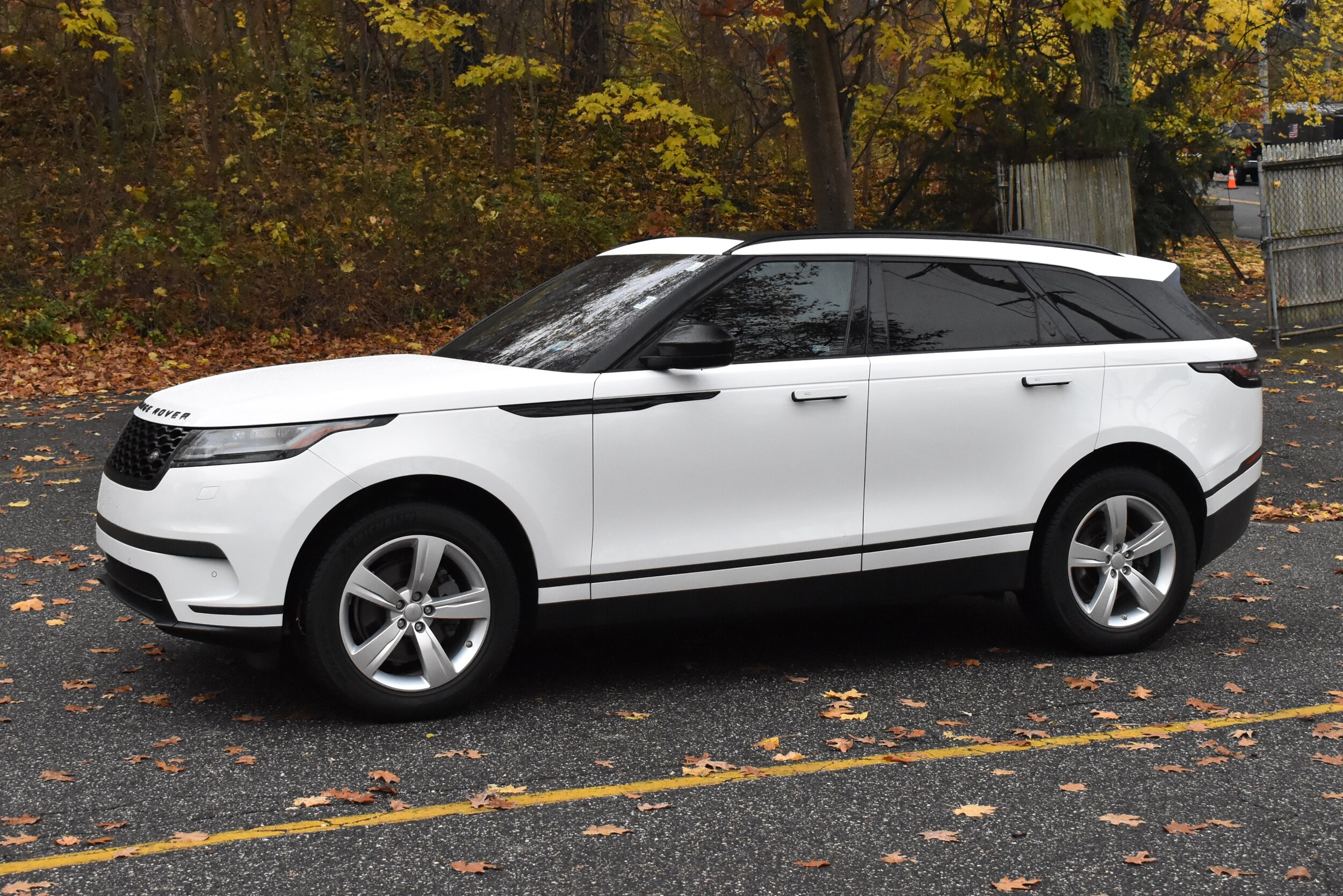 2019 Land Rover Range Rover Velar P250 S photo 2