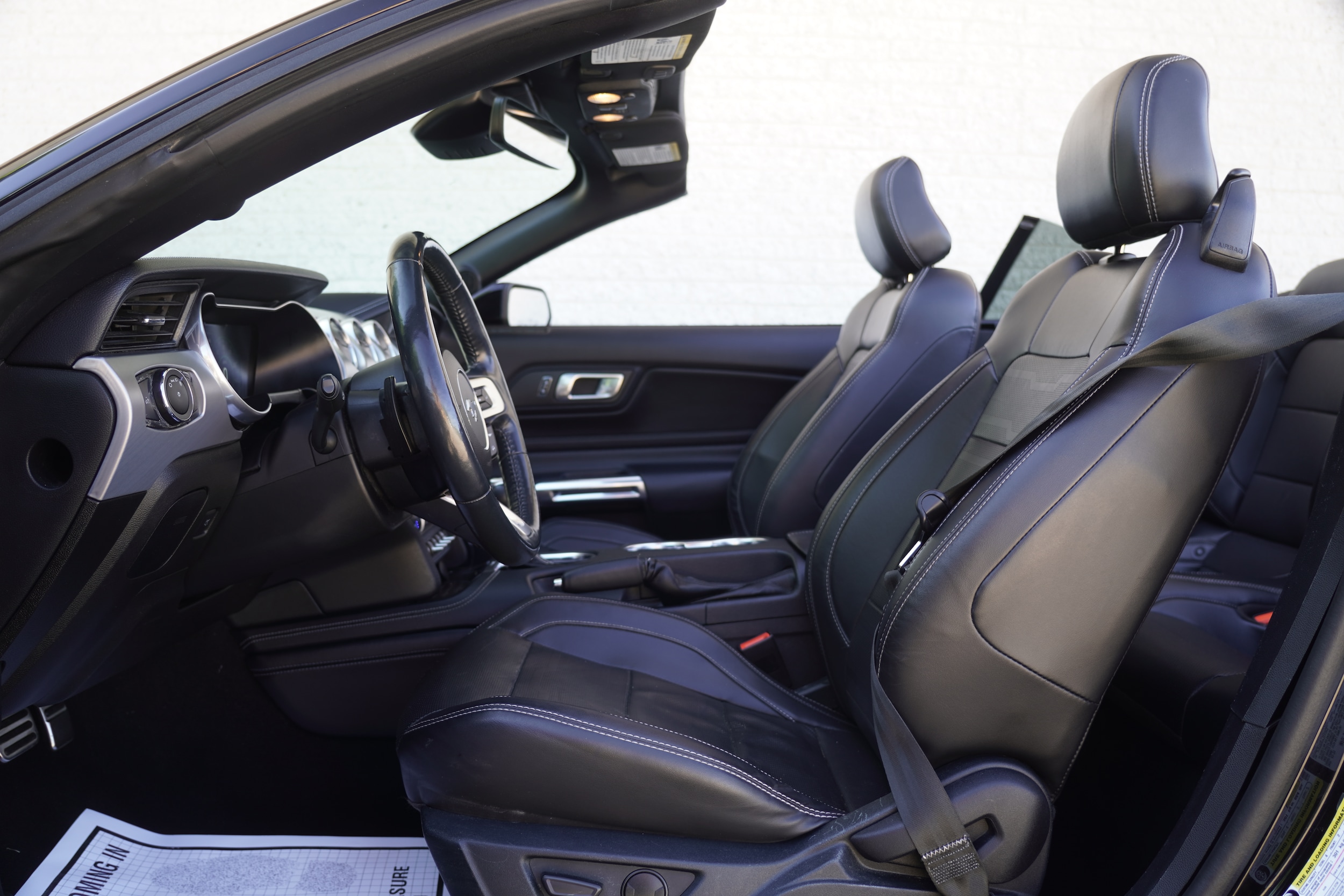 2023 Ford Mustang EcoBoost Premium - Photo 20
