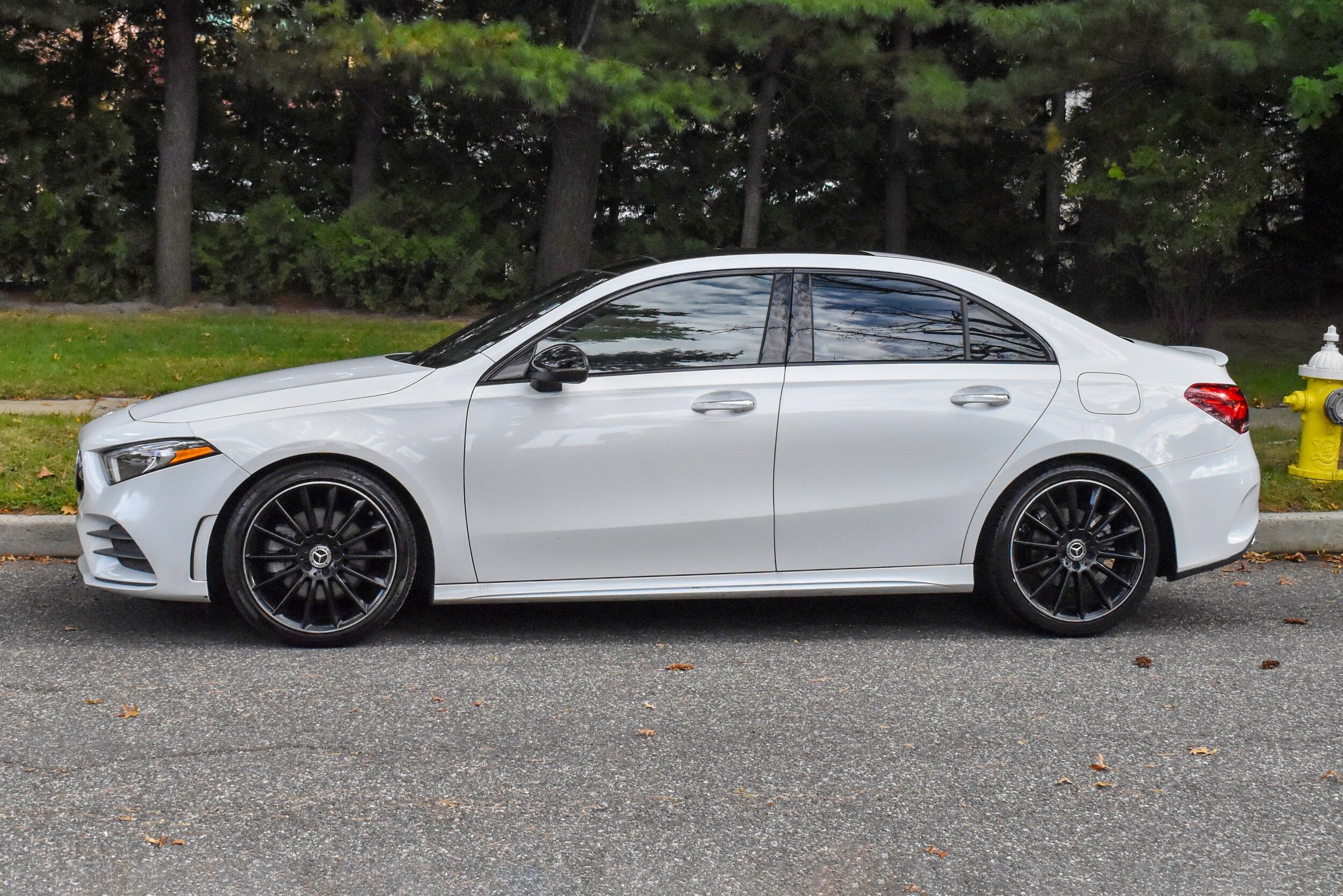 2021 Mercedes Benz A 220 photo 2