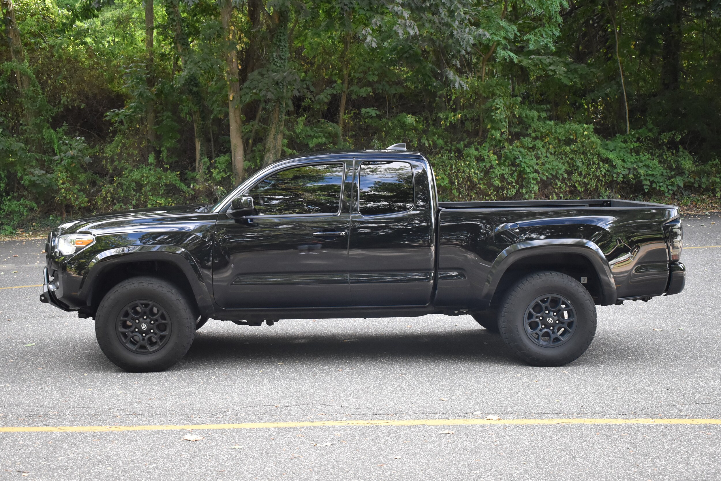2021 Toyota Tacoma SR5 V6 photo 3