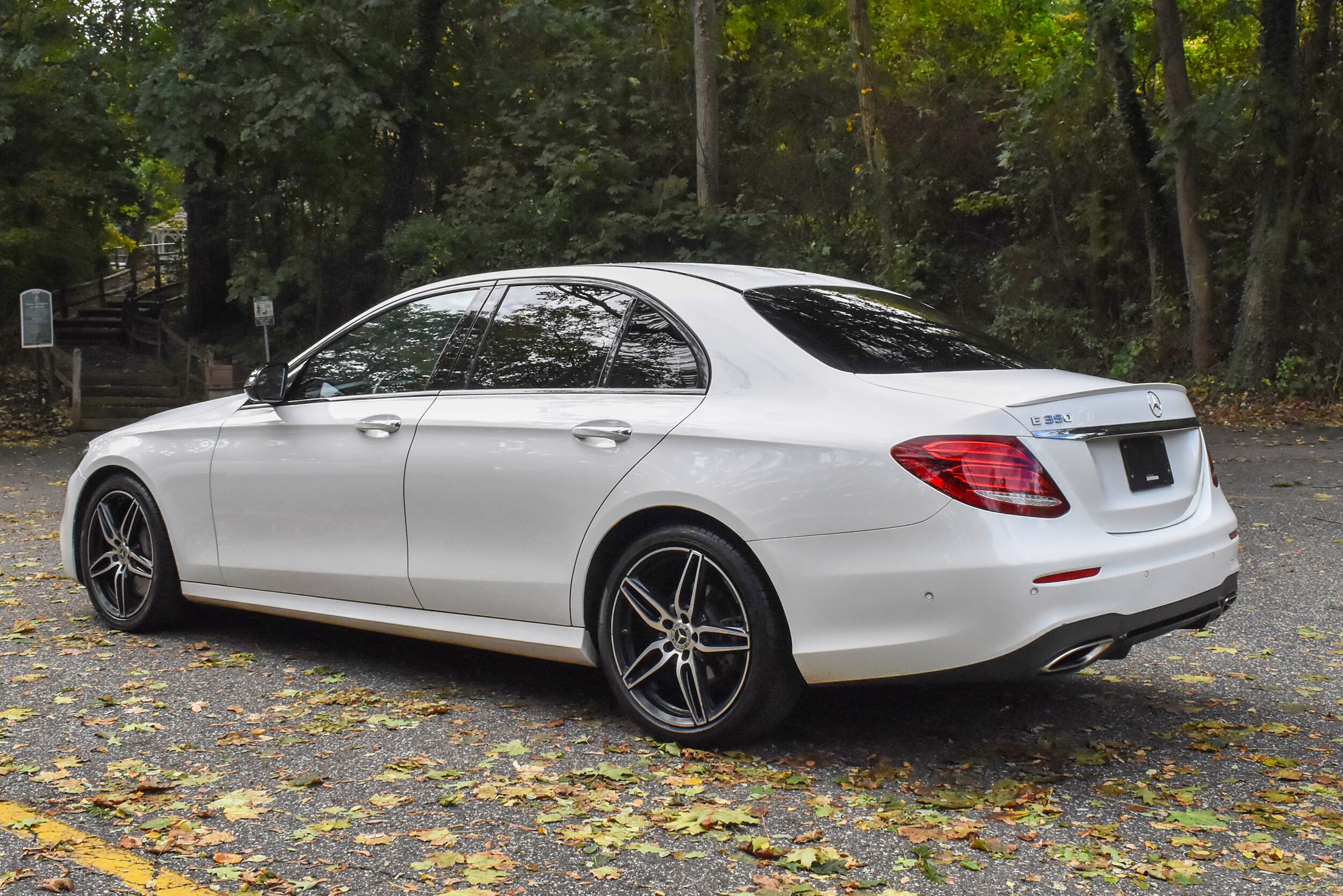 2020 Mercedes Benz E 350 photo 4