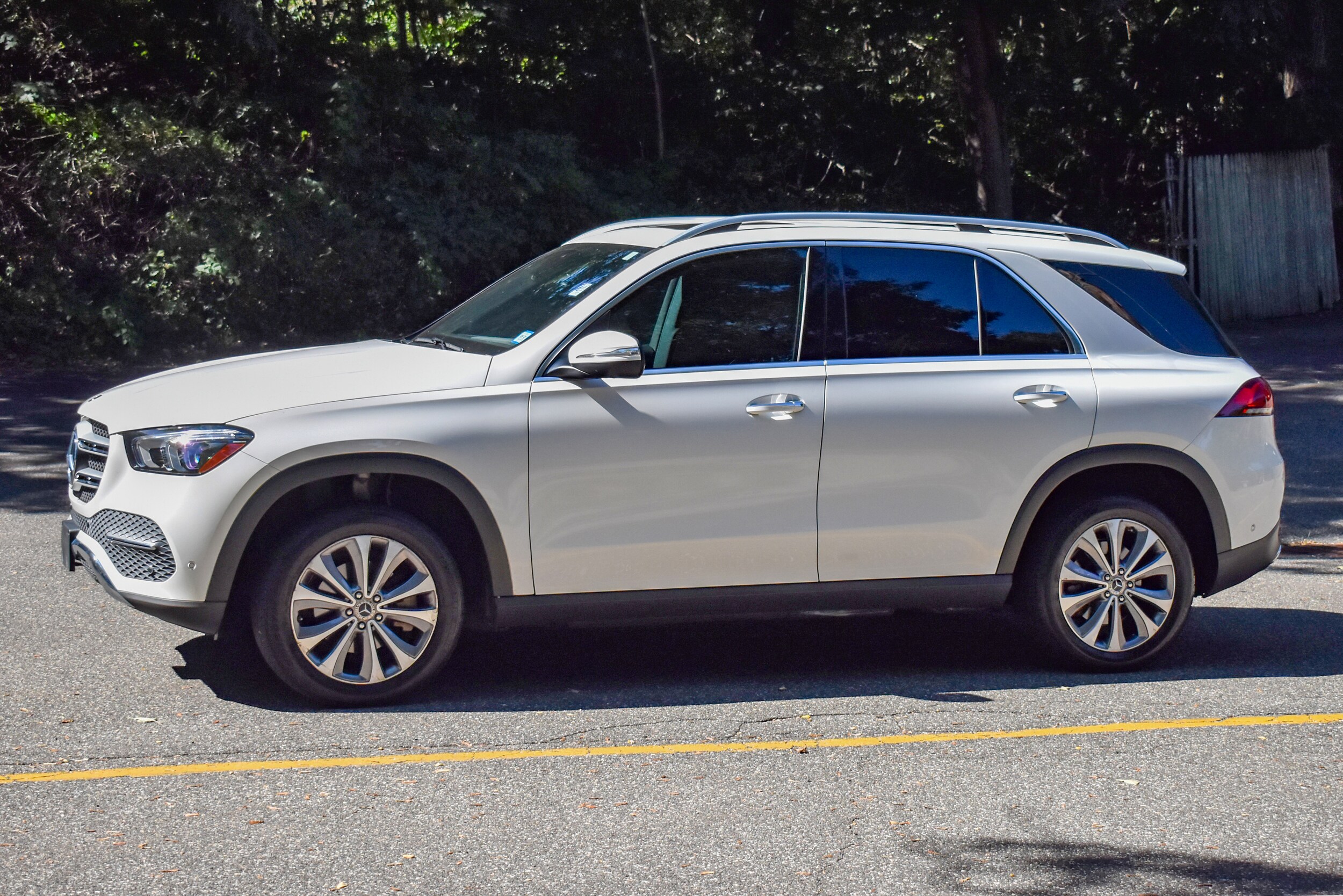 2020 Mercedes Benz GLE 350 4MATIC photo 2