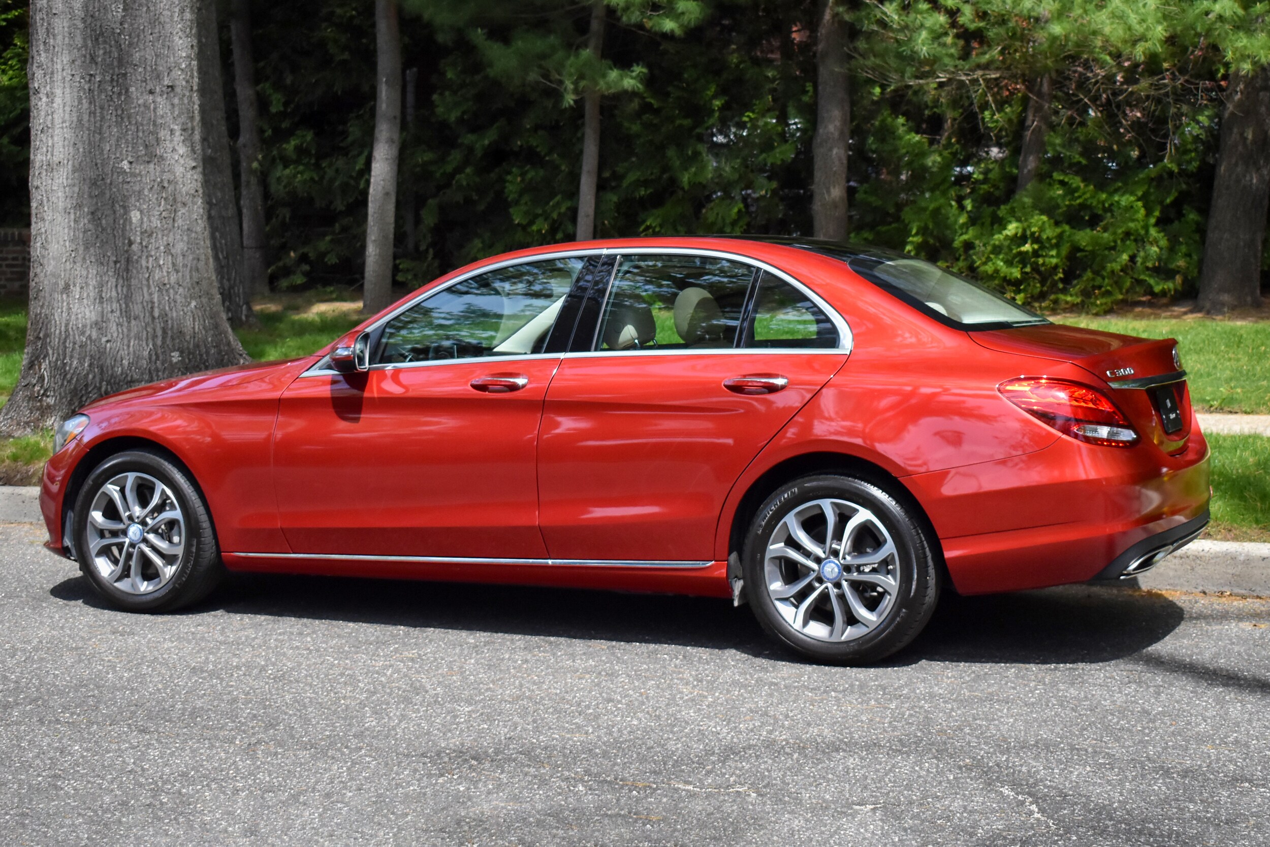 2017 Mercedes Benz C 300 Luxury 4MATIC photo 4