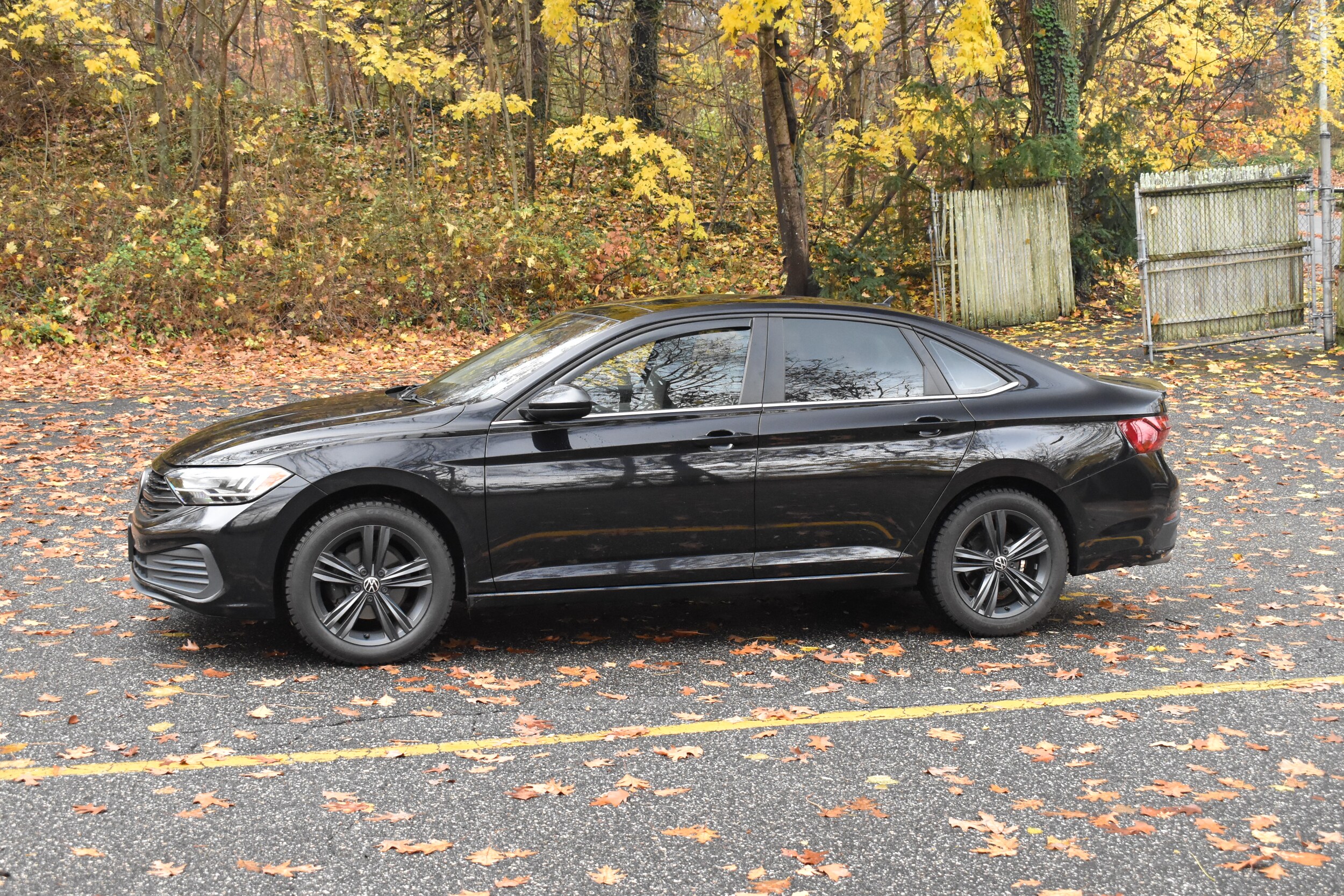 2022 Volkswagen Jetta 1.5T SE photo 2