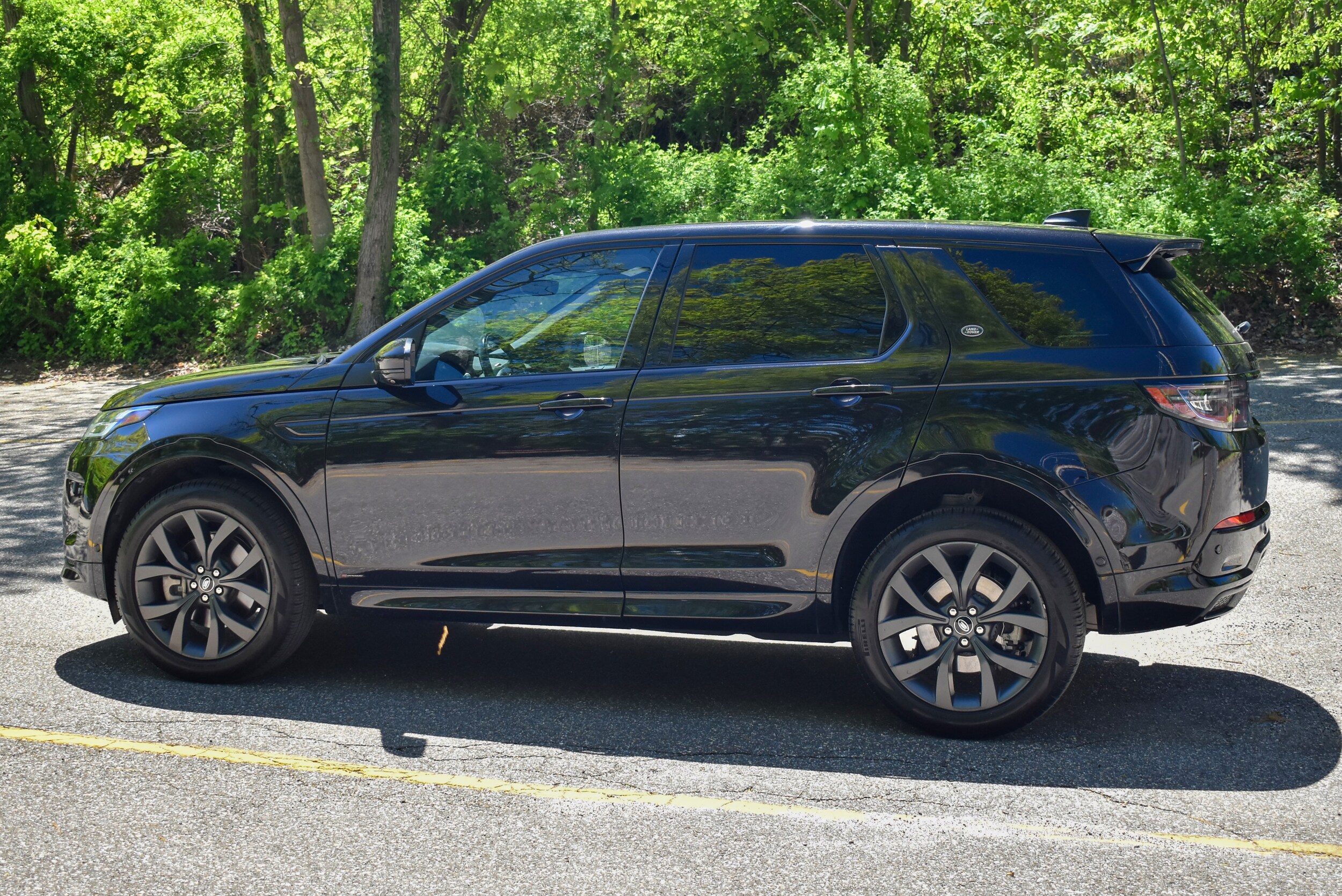 2021 Land Rover Discovery Sport S R-Dynamic photo 4