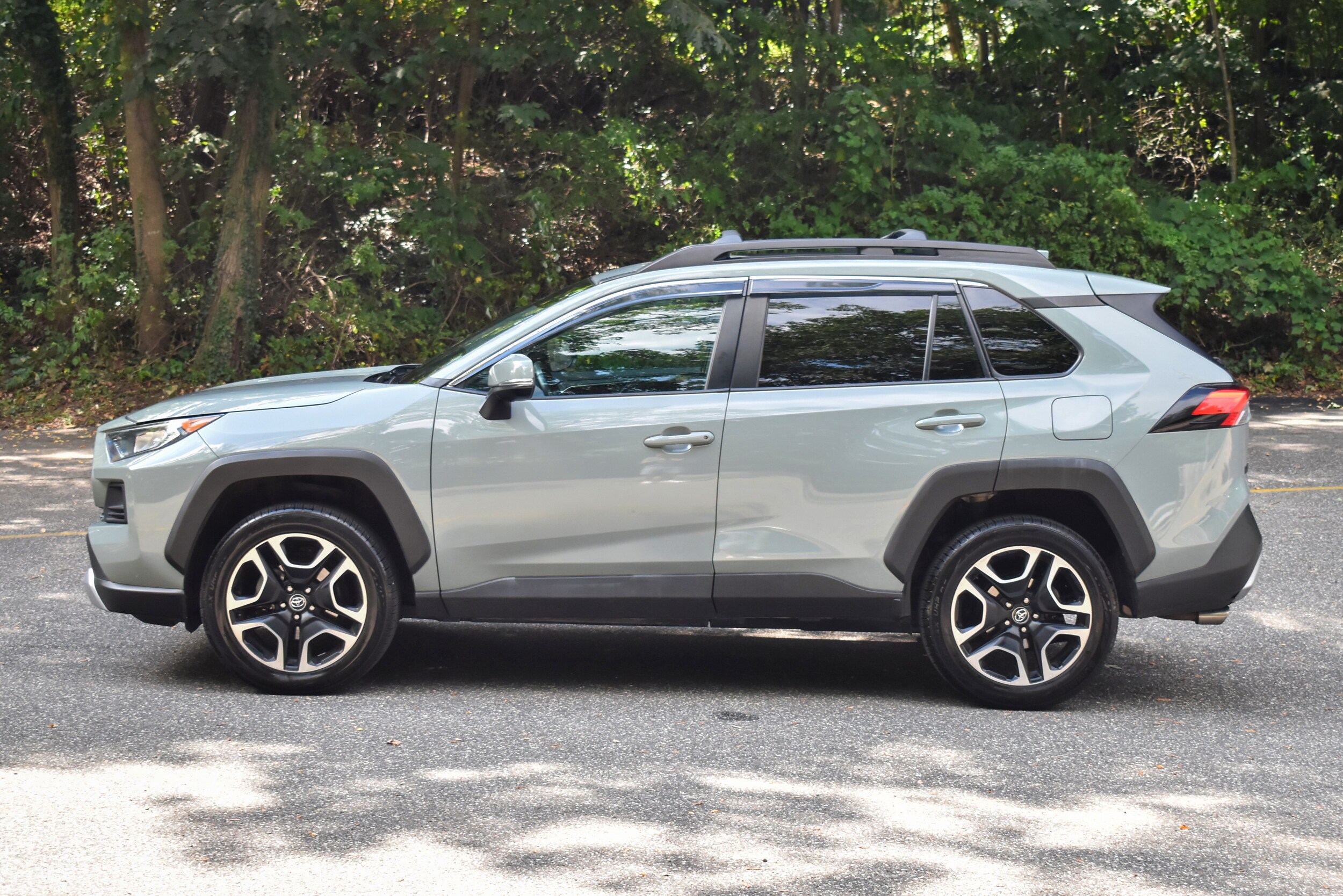 2021 Toyota RAV4 Adventure photo 3