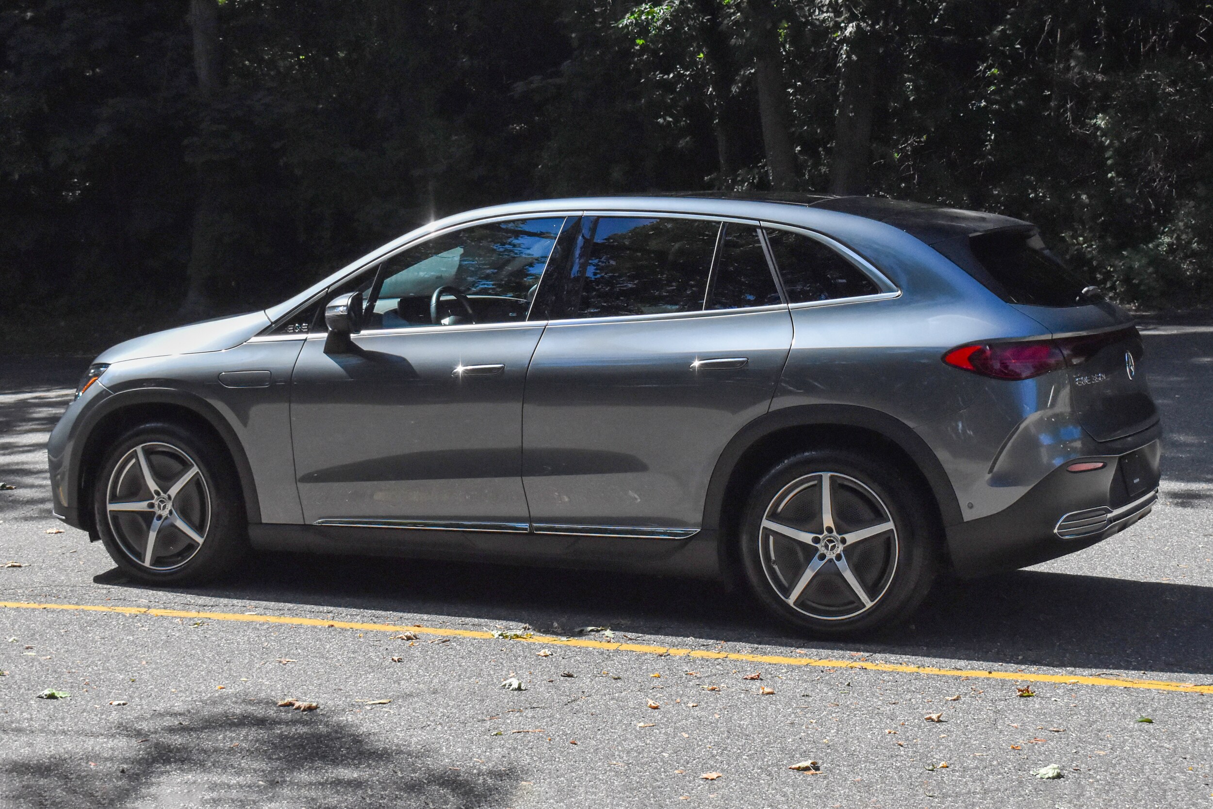 2023 Mercedes Benz EQE SUV 350 photo 4