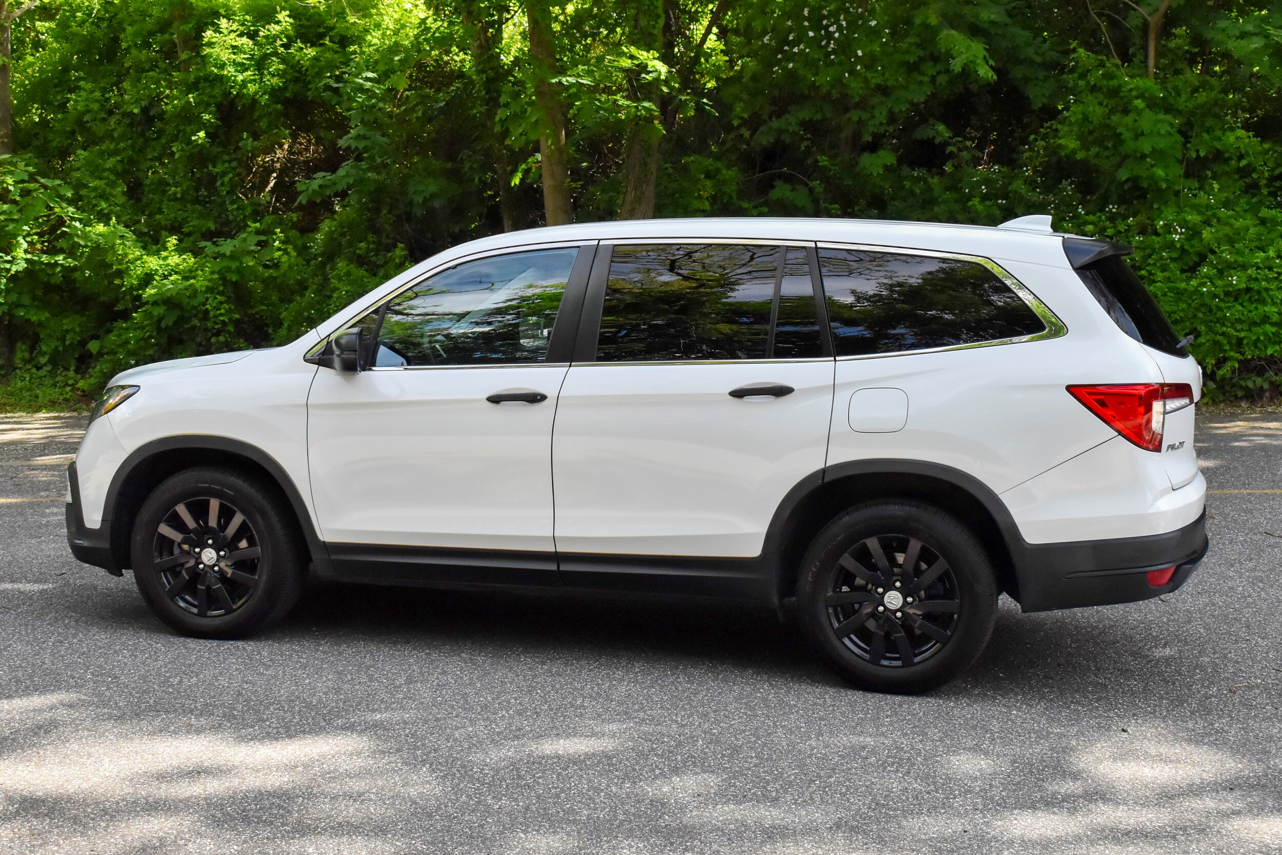 2020 Honda Pilot LX photo 4